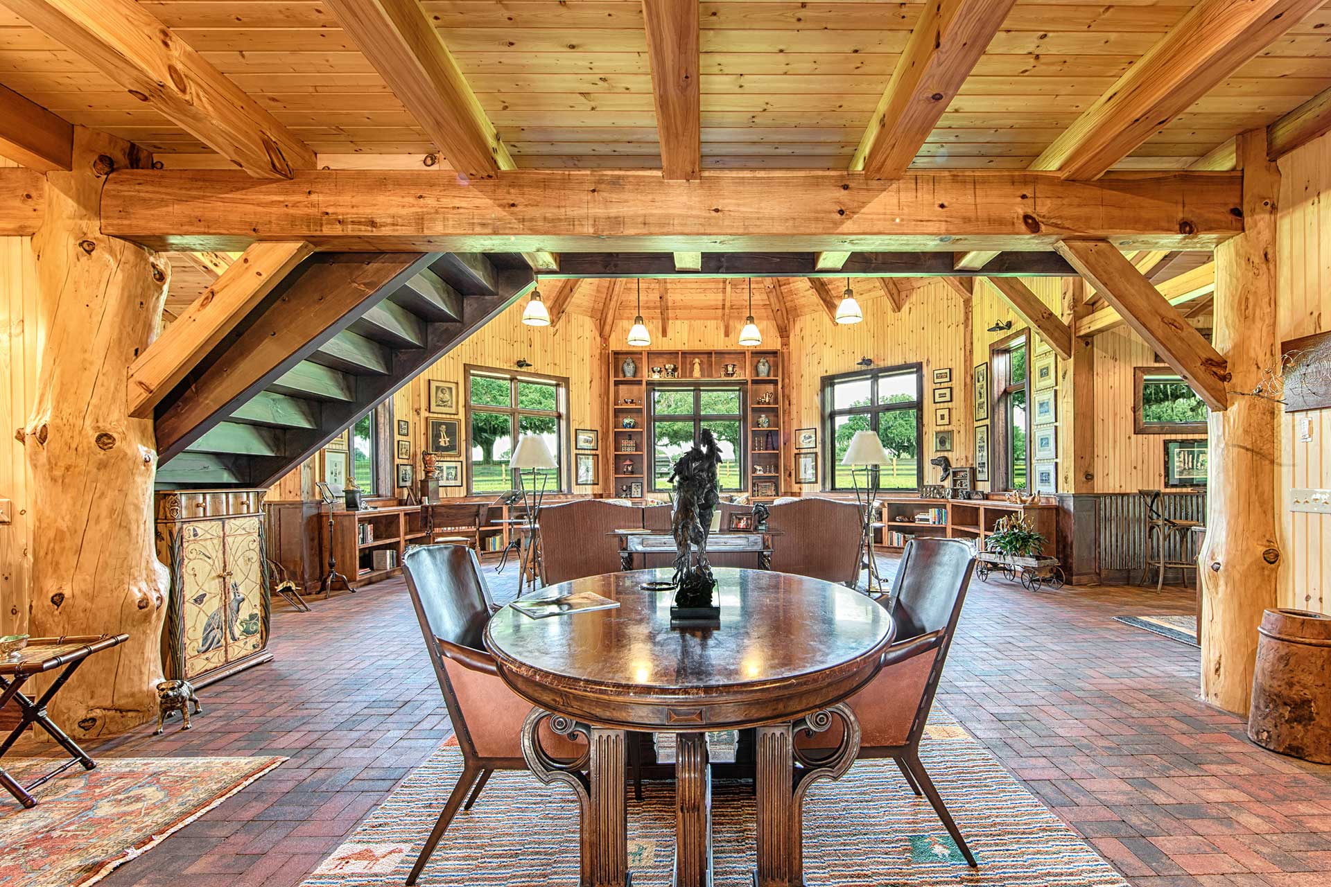 Ocala Thoroughbred Barn — heavy timber equestrian facility, Marion County, Florida