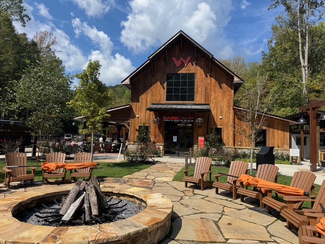 WildSide Adventure Park — heavy timber structures, East Tennessee