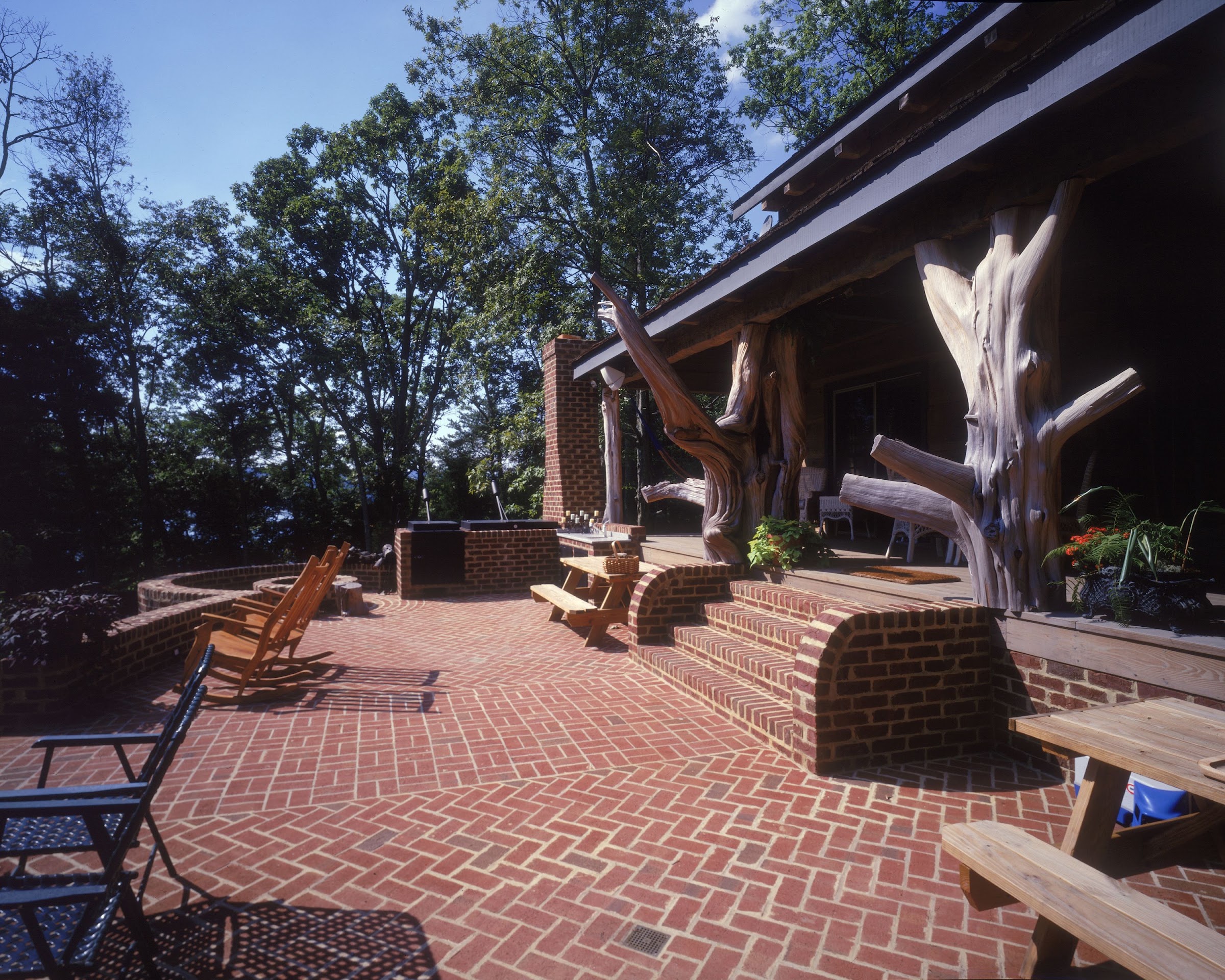 Hickory Ridge — Randy Giles's own Bob Timberlake log home in Dandridge, Tennessee