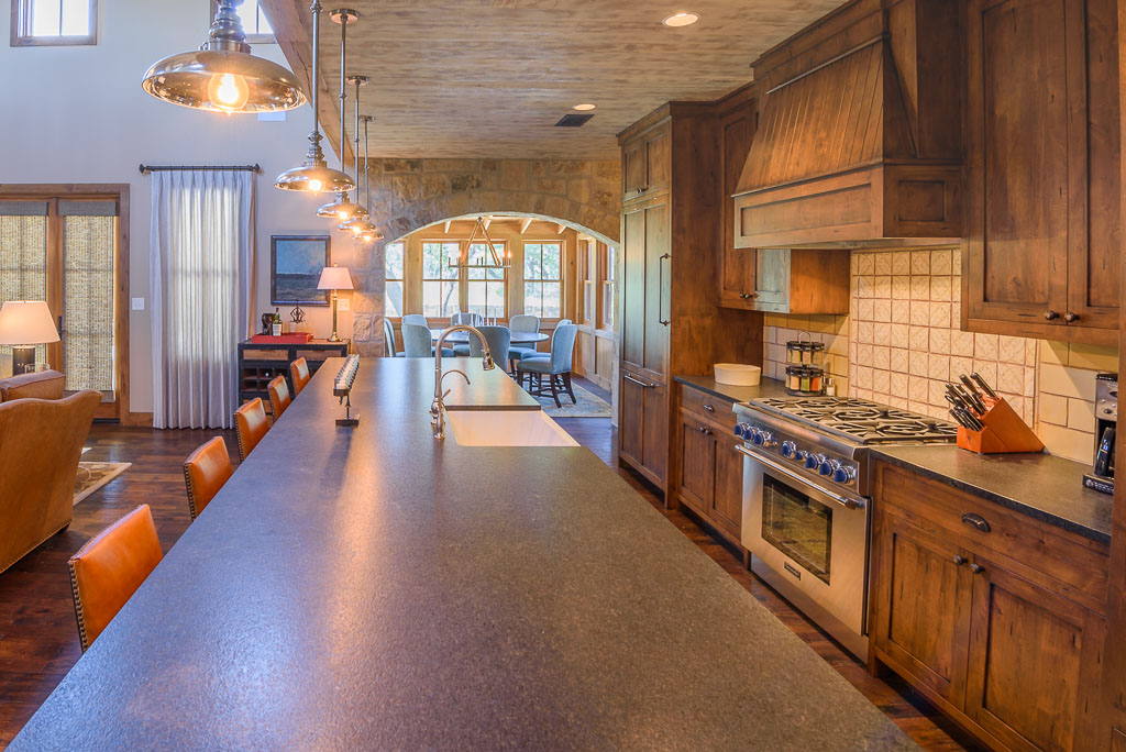 Boot Ranch Texas — log and heavy-timber home in the Hill Country, Fredericksburg, Texas