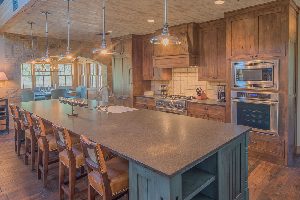 Boot Ranch Texas — log and heavy-timber home in the Hill Country, Fredericksburg, Texas