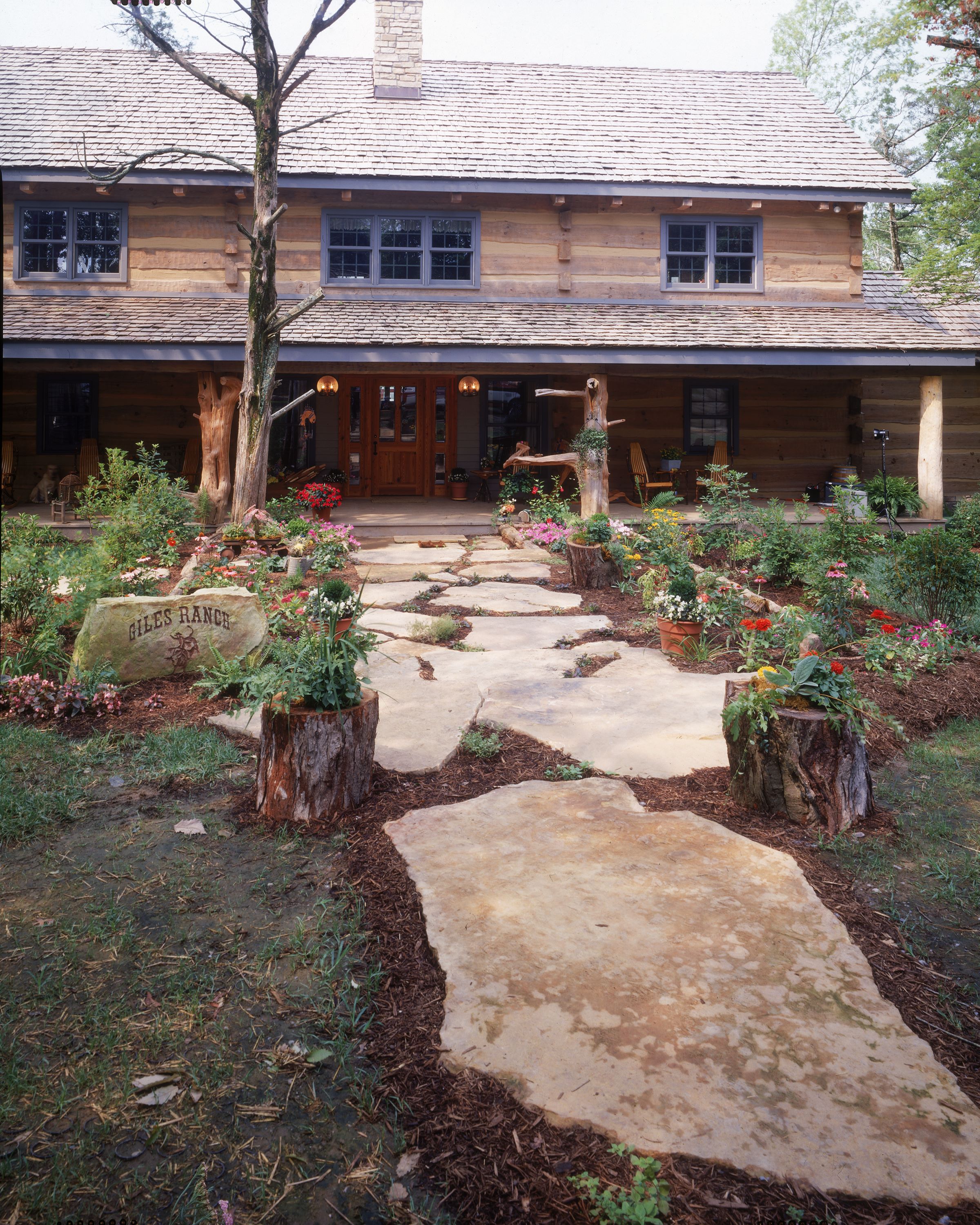 Hickory Ridge — Randy Giles's own Bob Timberlake log home in Dandridge, Tennessee