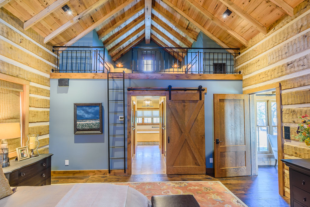 Boot Ranch Texas — log and heavy-timber home in the Hill Country, Fredericksburg, Texas