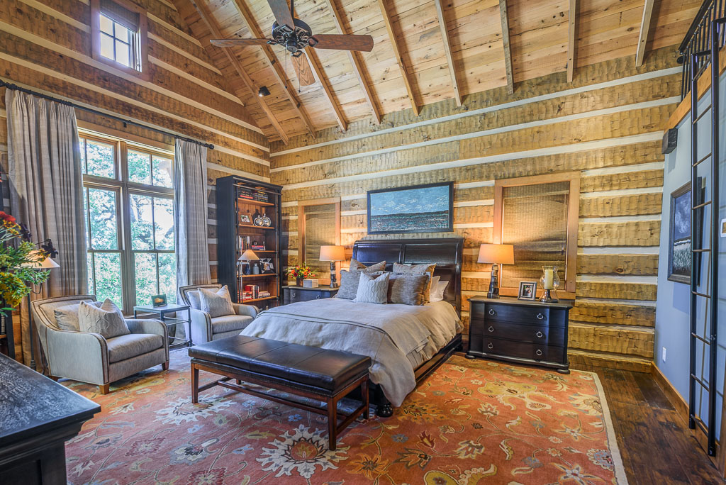 Boot Ranch Texas — log and heavy-timber home in the Hill Country, Fredericksburg, Texas
