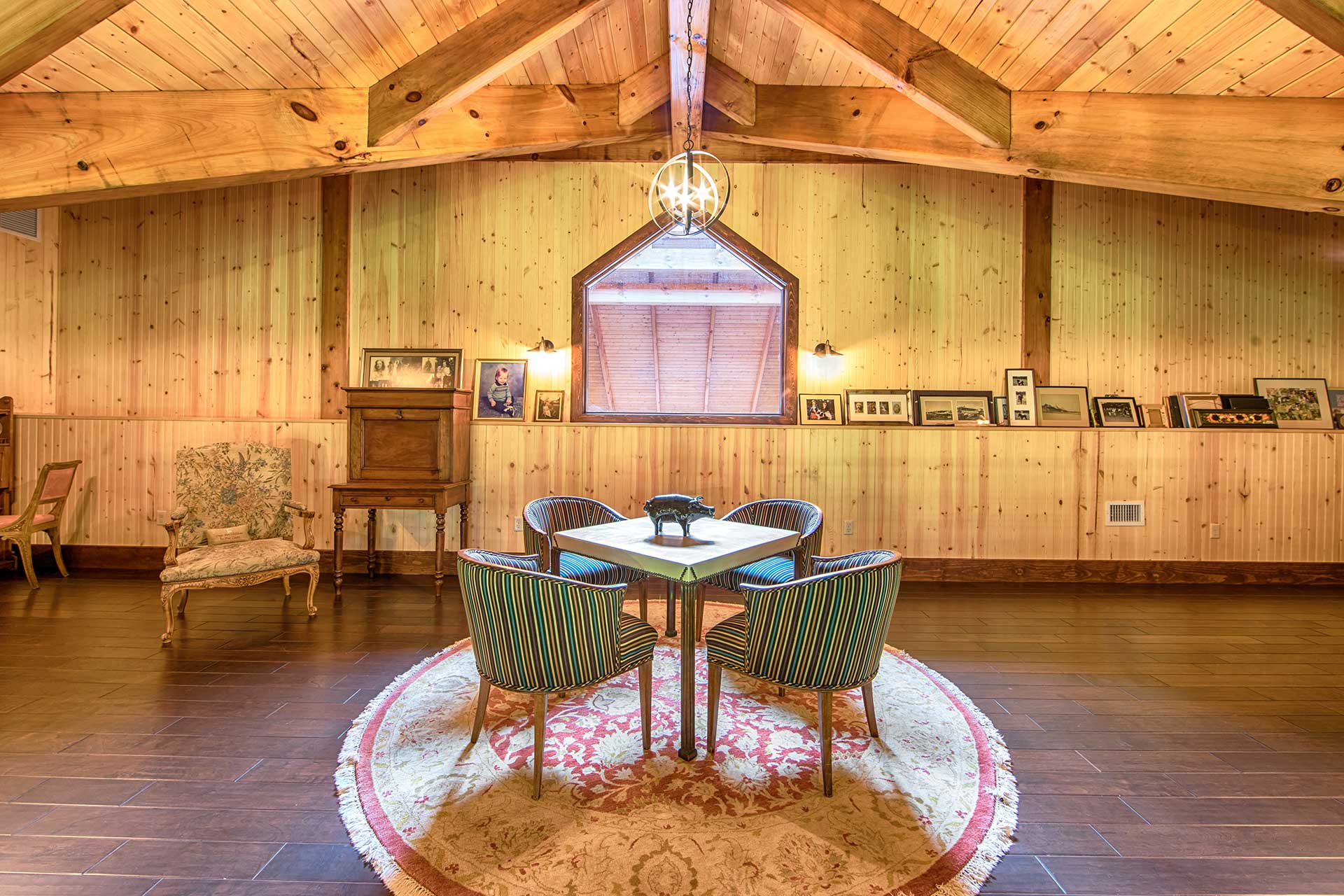 Ocala Thoroughbred Barn — heavy timber equestrian facility, Marion County, Florida