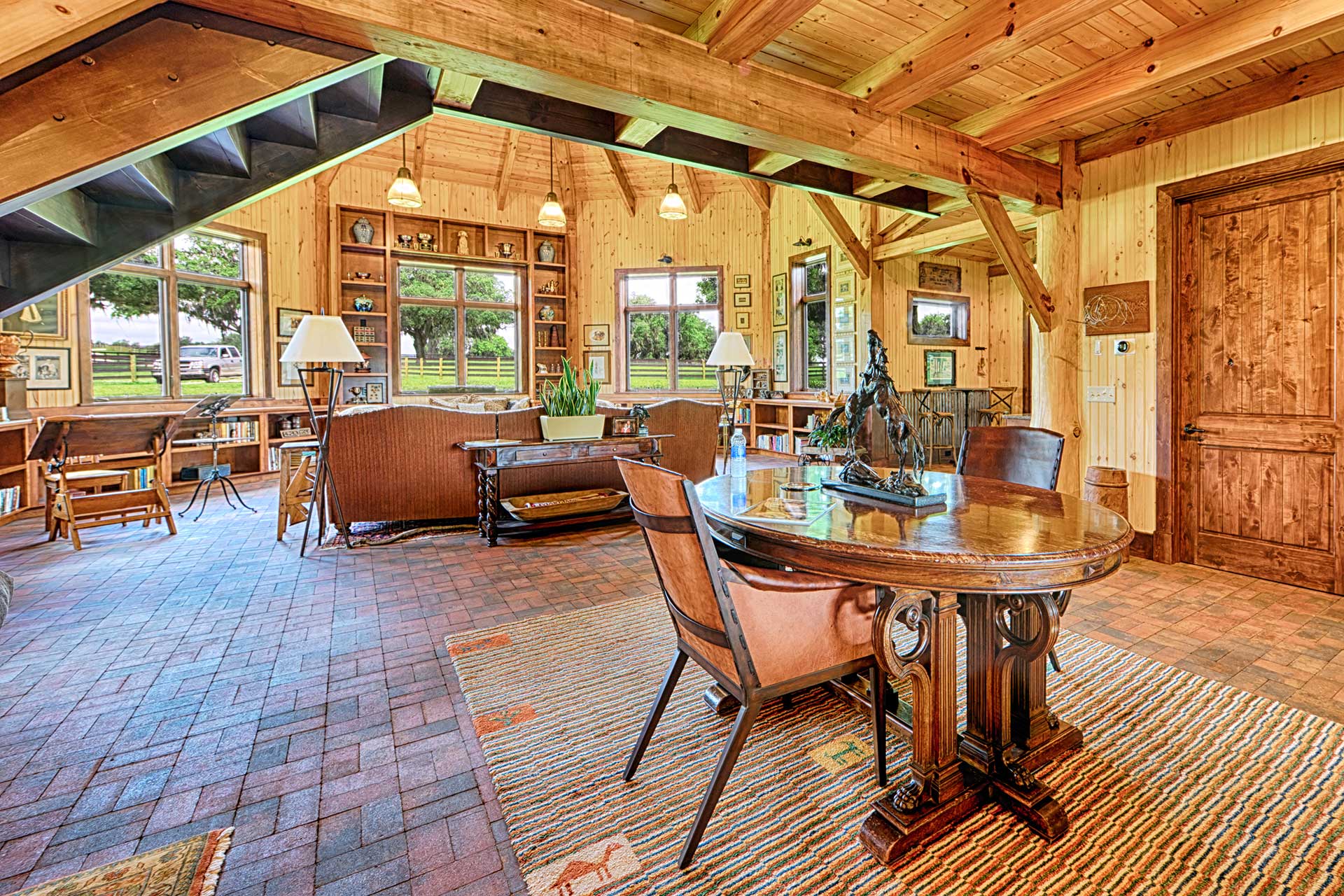 Ocala Thoroughbred Barn — heavy timber equestrian facility, Marion County, Florida