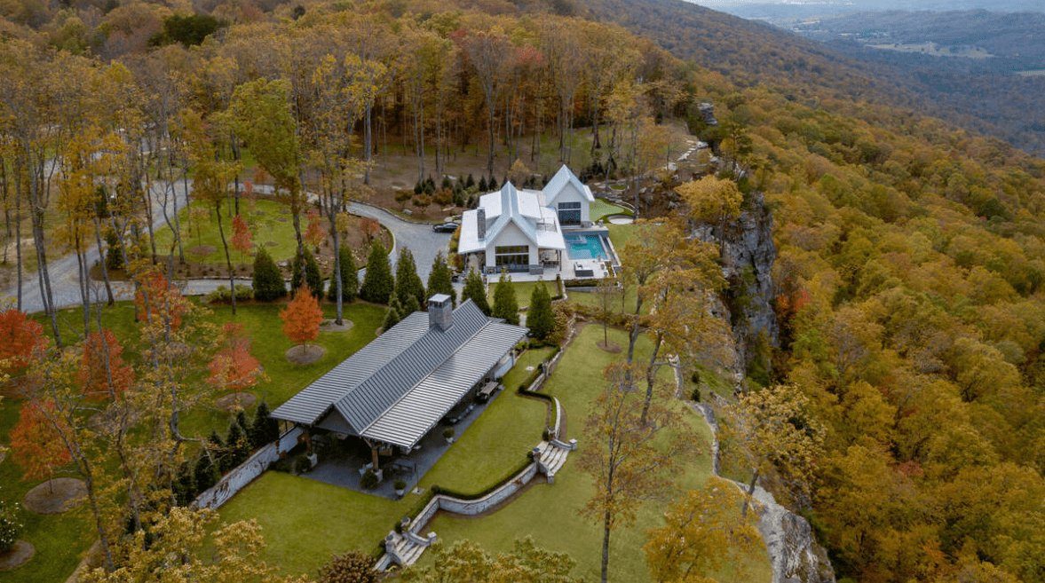 Stout-Vannoy Pavilion — Lookout Mountain