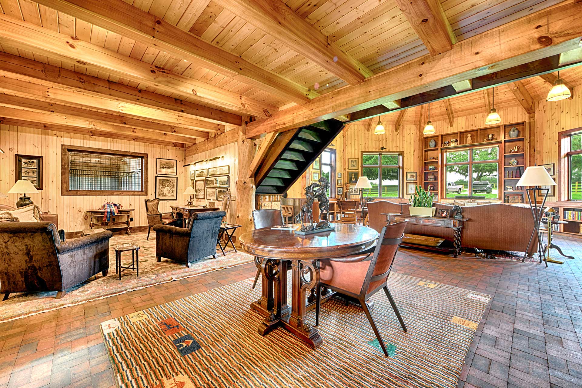Ocala Thoroughbred Barn — heavy timber equestrian facility, Marion County, Florida