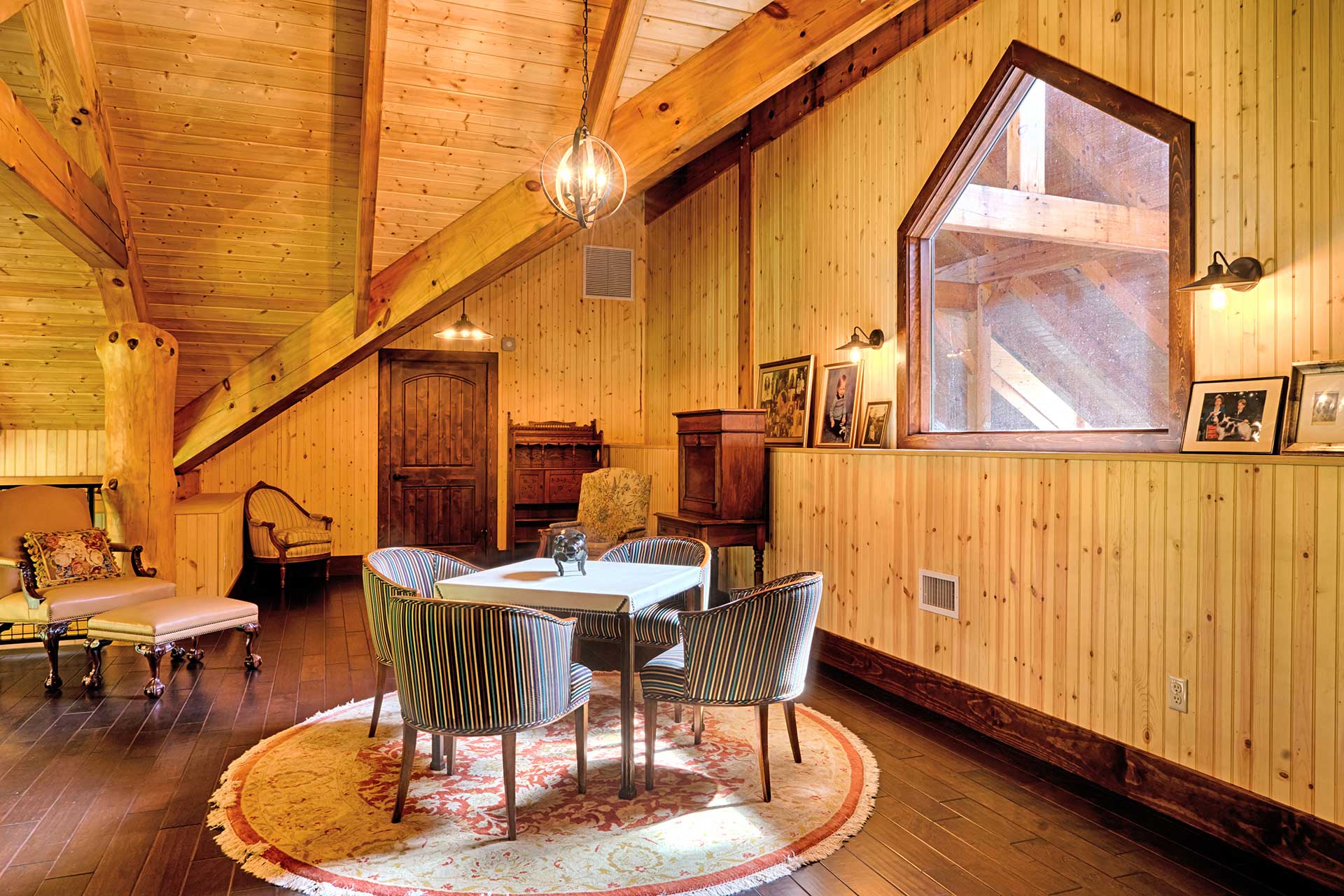 Ocala Thoroughbred Barn — heavy timber equestrian facility, Marion County, Florida