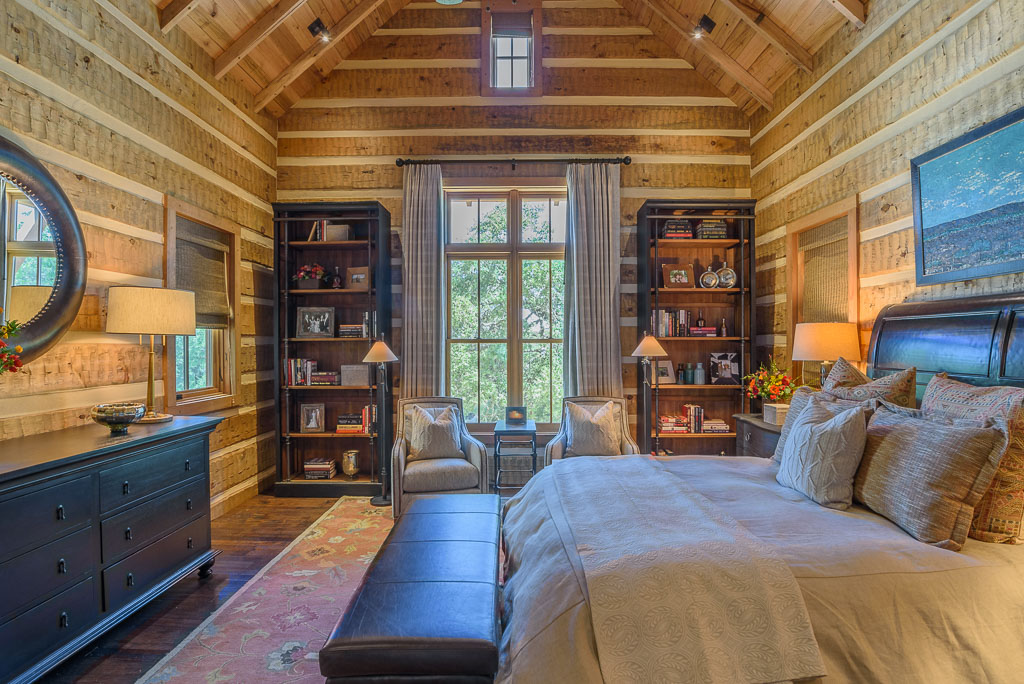 Boot Ranch Texas — log and heavy-timber home in the Hill Country, Fredericksburg, Texas